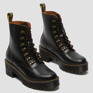 Dr. Martens LEONA WOMEN'S VINTAGE SMOOTH LEATHER HEELED BOOTS